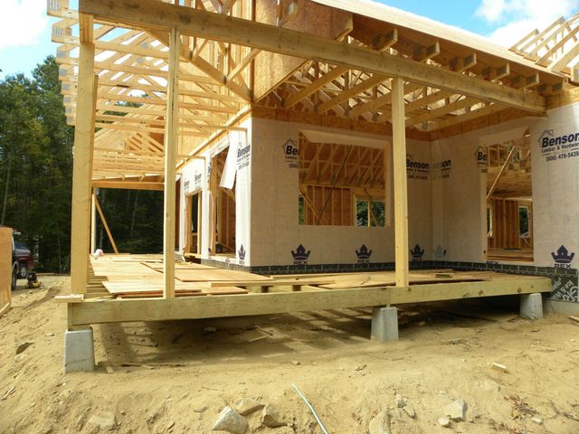 6 Phoenix Drive, Kingston, NH 03848