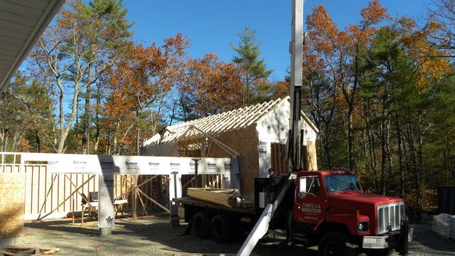 6 Phoenix Drive, Kingston, NH 03848