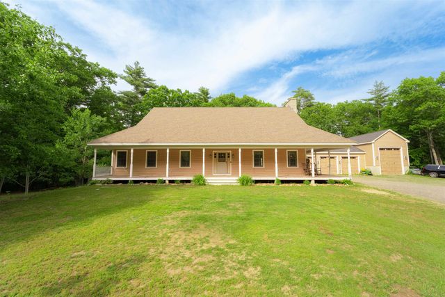 6 Phoenix Drive, Kingston, NH 03848