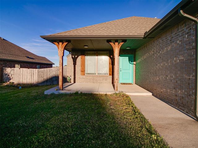 100 Indiana Road, Harrah, OK 73045