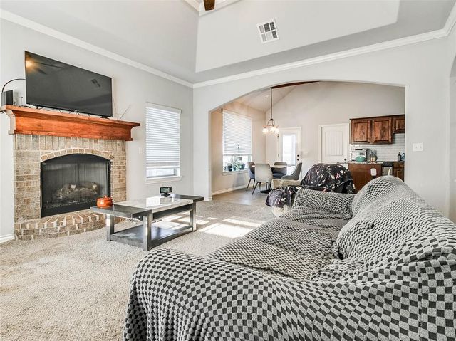 100 Indiana Road, Harrah, OK 73045