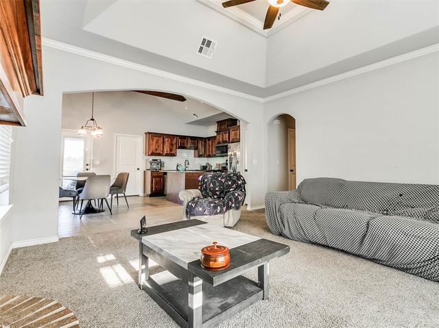 100 Indiana Road, Harrah, OK 73045