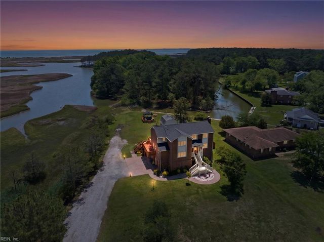 320 Bay Tree Beach RD, Seaford, VA 23696