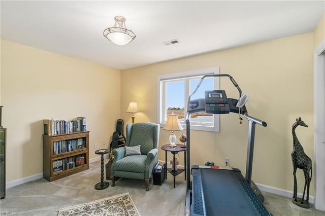 320 Bay Tree Beach RD, Seaford, VA 23696