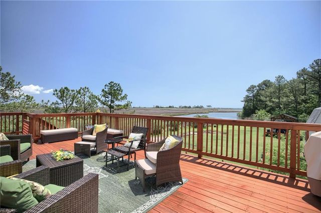 320 Bay Tree Beach RD, Seaford, VA 23696
