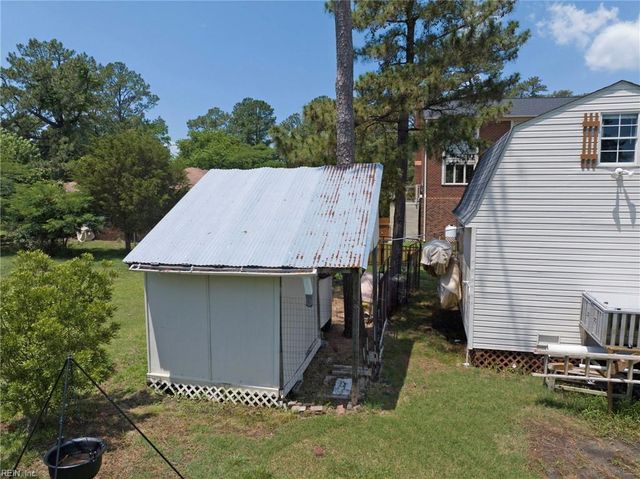 320 Bay Tree Beach RD, Seaford, VA 23696