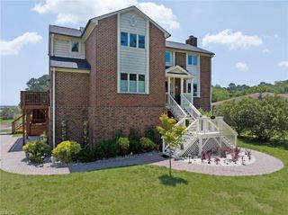 320 Bay Tree Beach RD, Seaford, VA 23696