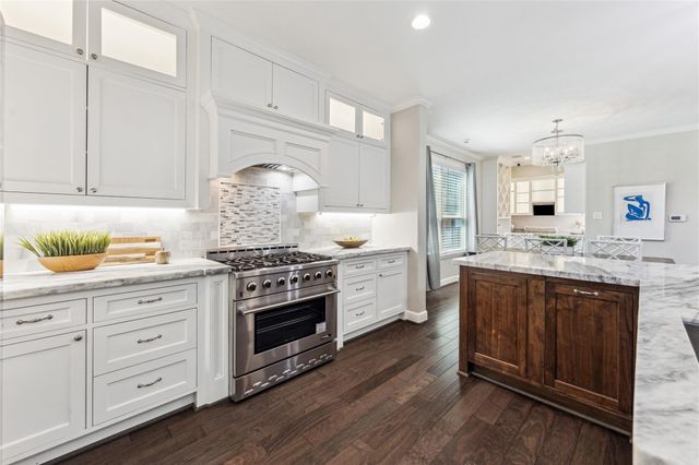 5217 W 43rd Street, Houston, TX 77092