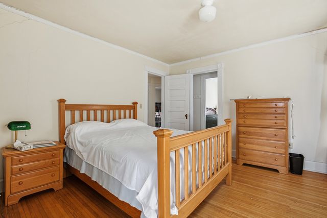 1934 Grand Avenue, Davenport, IA 52803