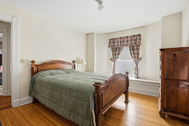 1934 Grand Avenue, Davenport, IA 52803