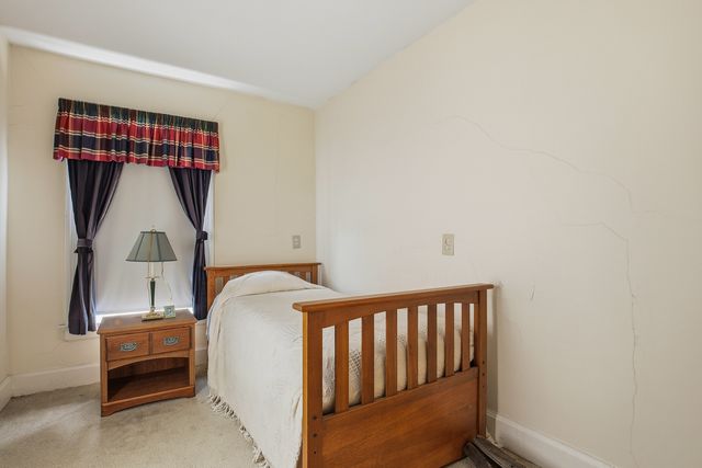 1934 Grand Avenue, Davenport, IA 52803