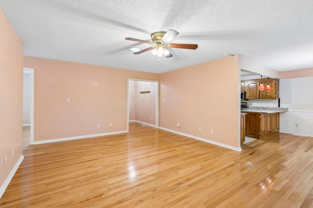 2531 Zion Rd, Columbia, TN 38401