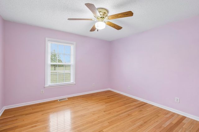 2531 Zion Rd, Columbia, TN 38401