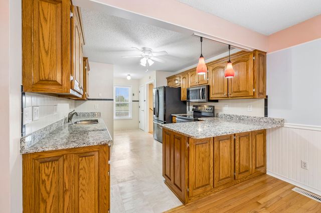 2531 Zion Rd, Columbia, TN 38401