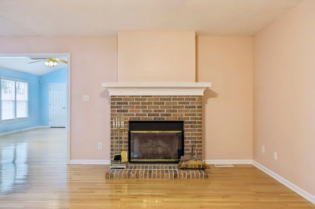 2531 Zion Rd, Columbia, TN 38401