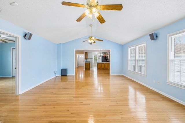 2531 Zion Rd, Columbia, TN 38401