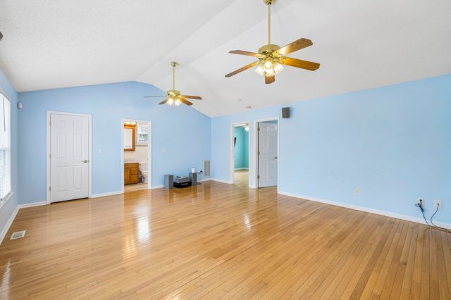 2531 Zion Rd, Columbia, TN 38401