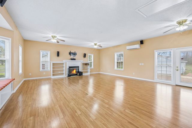 2531 Zion Rd, Columbia, TN 38401