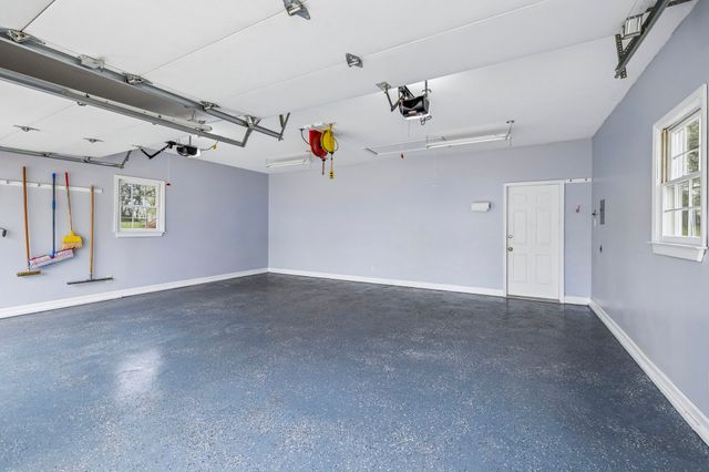 2531 Zion Rd, Columbia, TN 38401