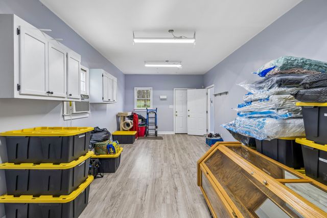 2531 Zion Rd, Columbia, TN 38401