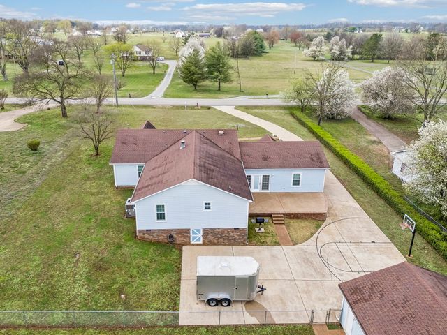 2531 Zion Rd, Columbia, TN 38401