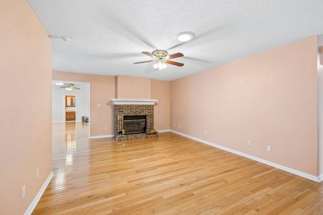 2531 Zion Rd, Columbia, TN 38401