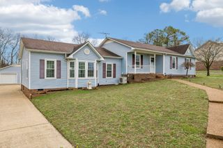 2531 Zion Rd, Columbia, TN 38401