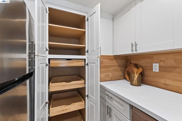 7422 Oxford Cir, Dublin, CA 94568
