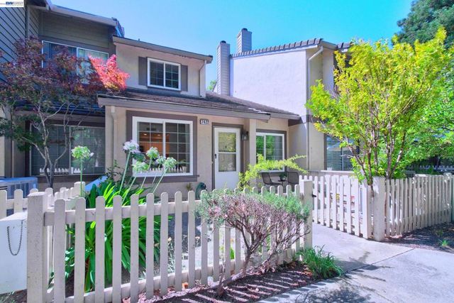 7422 Oxford Cir, Dublin, CA 94568