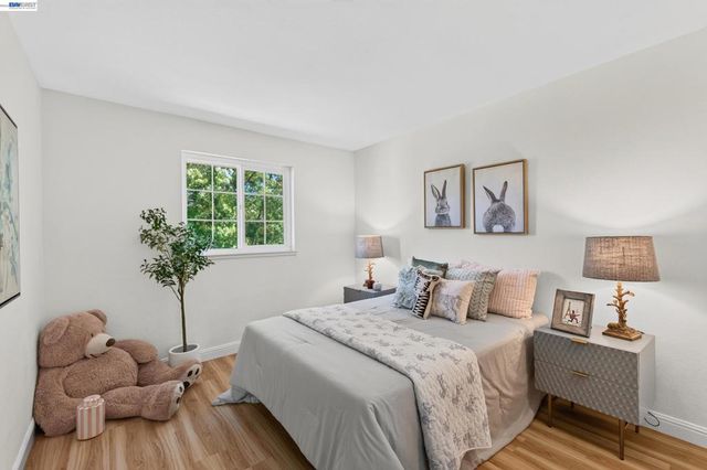 7422 Oxford Cir, Dublin, CA 94568