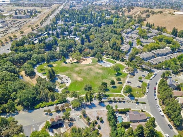 7422 Oxford Cir, Dublin, CA 94568
