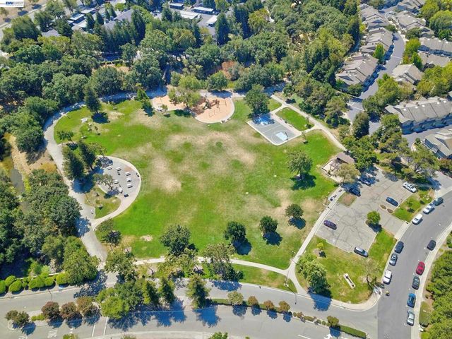 7422 Oxford Cir, Dublin, CA 94568