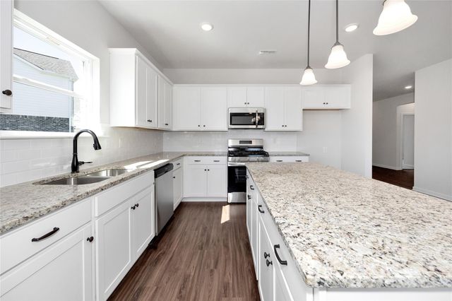 5321 Latigo Court, Alvin, TX 77511