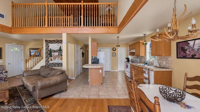 1467 Sleepy Hollow Road, Coxsackie, NY 12051