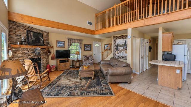1467 Sleepy Hollow Road, Coxsackie, NY 12051