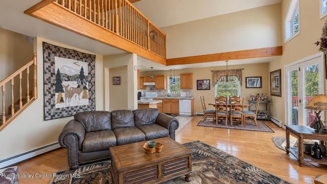 1467 Sleepy Hollow Road, Coxsackie, NY 12051