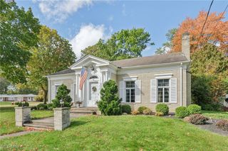 4120 West Valley, Fairview Park, OH 44126