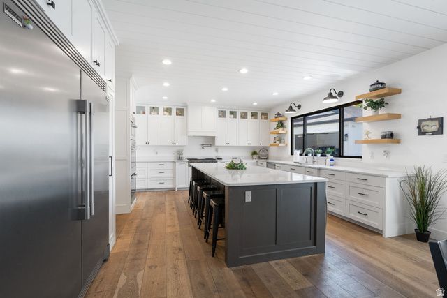 1913 N GLENDON CIR, Pleasant Grove, UT 84062