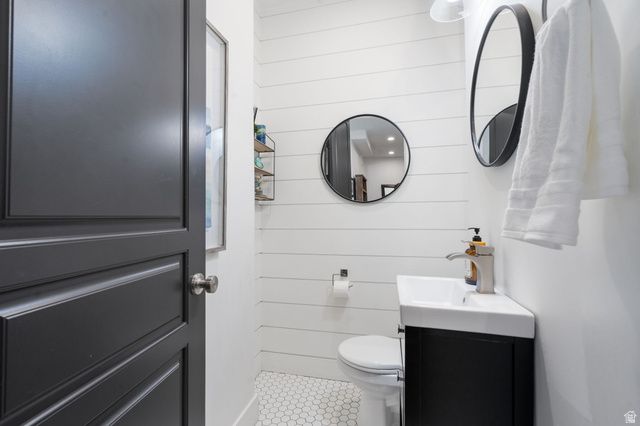 1913 N GLENDON CIR, Pleasant Grove, UT 84062