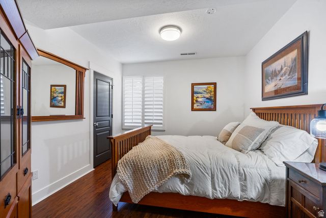 1913 N GLENDON CIR, Pleasant Grove, UT 84062