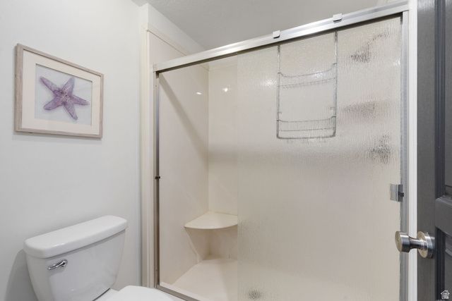 1913 N GLENDON CIR, Pleasant Grove, UT 84062