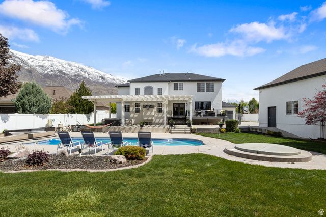 1913 N GLENDON CIR, Pleasant Grove, UT 84062