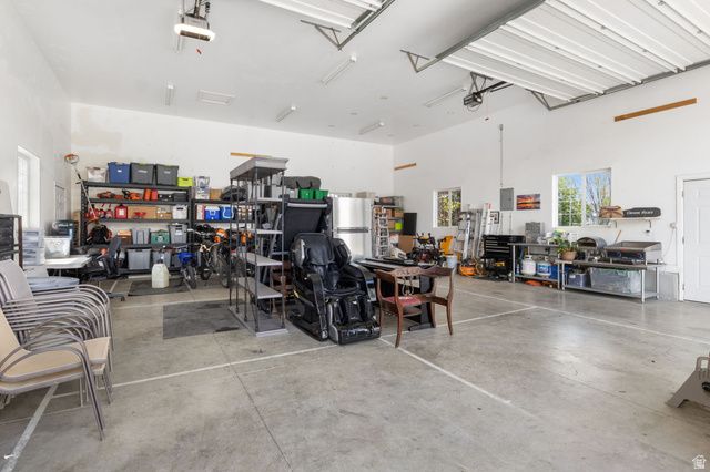 1913 N GLENDON CIR, Pleasant Grove, UT 84062