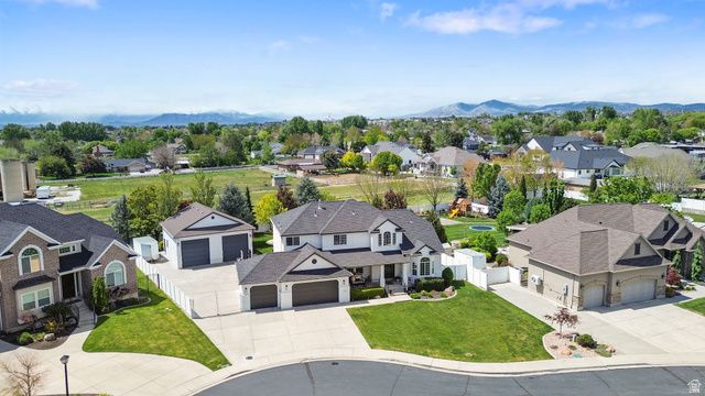 1913 N GLENDON CIR, Pleasant Grove, UT 84062