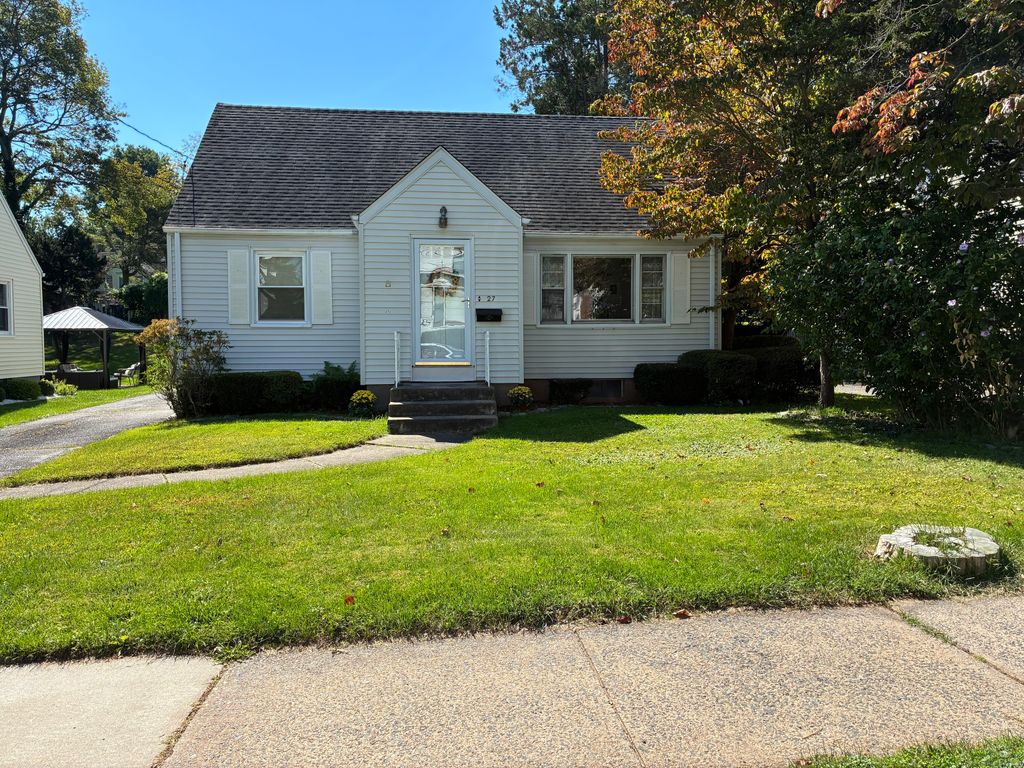 27 Harding Avenue, Newington, CT 06111