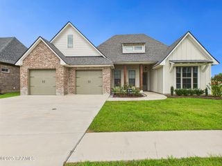 104 Carriage Lakes Drive, Youngsville, LA 70592