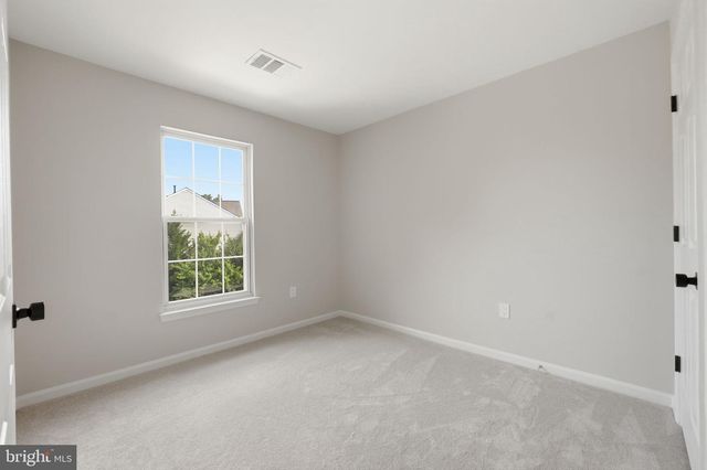 21954 BOX CAR SQ, Sterling, VA 20166