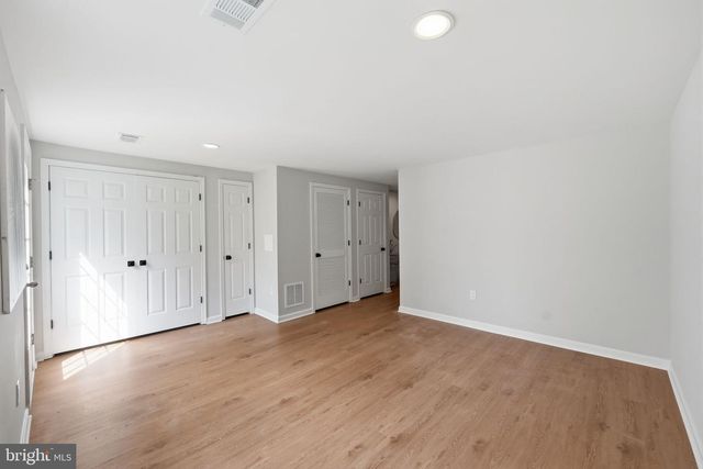 21954 BOX CAR SQ, Sterling, VA 20166