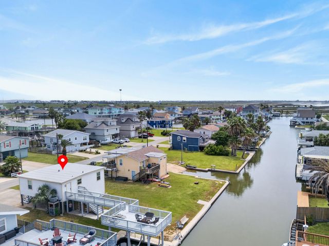 16618 Bermuda Way, Jamaica Beach, TX 77554