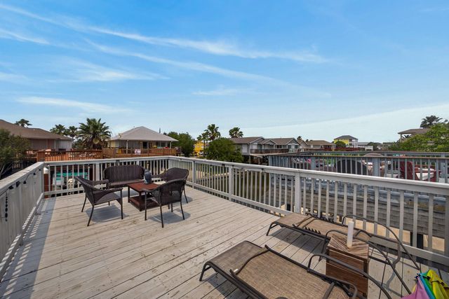 16618 Bermuda Way, Jamaica Beach, TX 77554